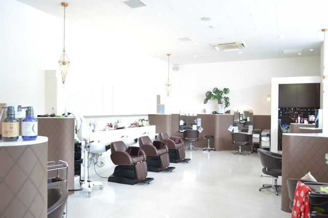 hair create mmヘアクリエイト ミリ　大分市生石145-44ミスターマックス西大分店内